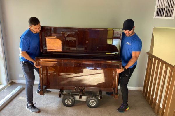 [Image of Piano Move 3]